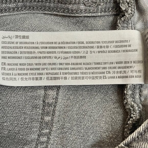 ABERCROMBIE & FITCH Curve Love High-Rise Mom Jean Gray Wash - Size 27 - Picture 9 of 9